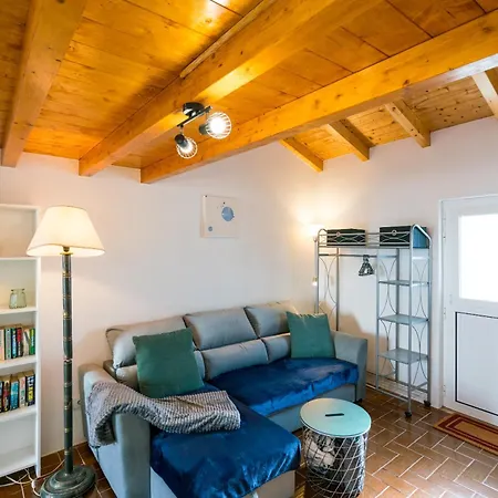 A Charming Village Retreat Casa Kaz * Budens