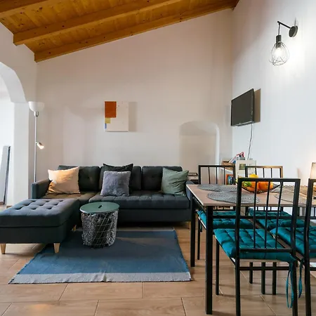 A Charming Village Retreat Casa Kaz 別荘 ブデンス